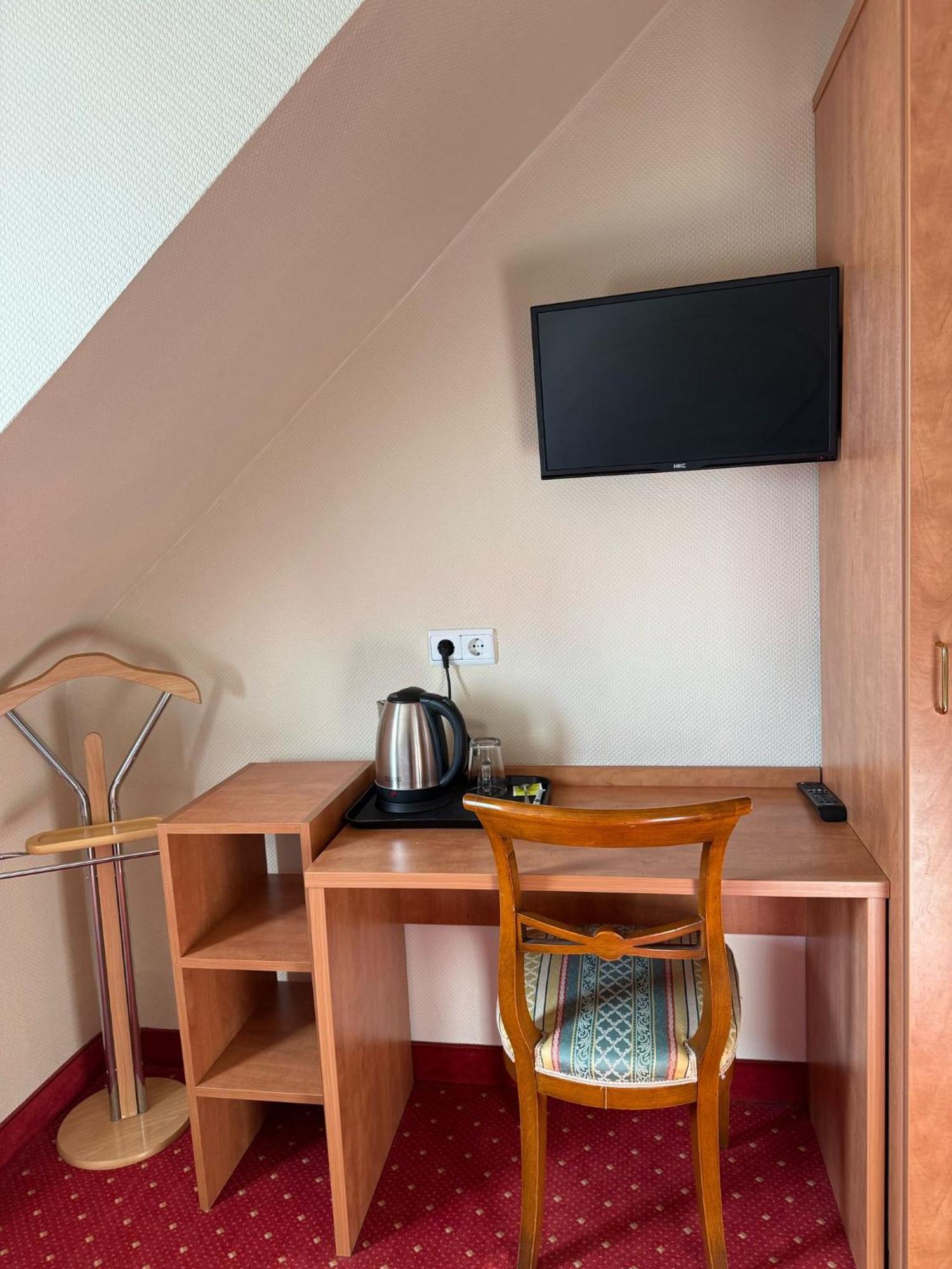 Sun Hotel Essen Bagian luar foto